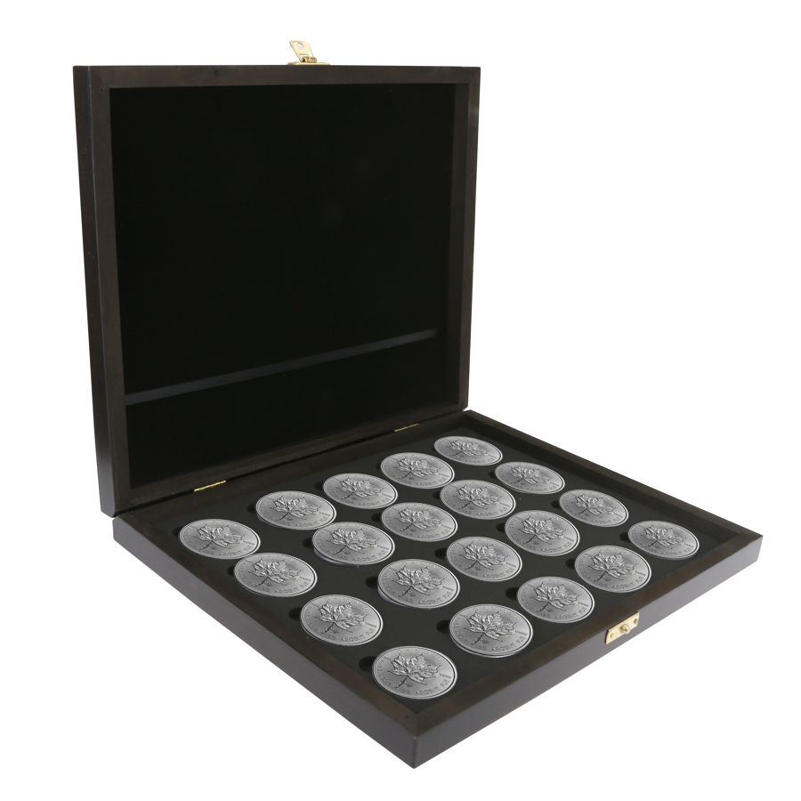 2021 Canadian Maple 1oz Silver Coin Boxed Collection (20 Coins) (Image 1)